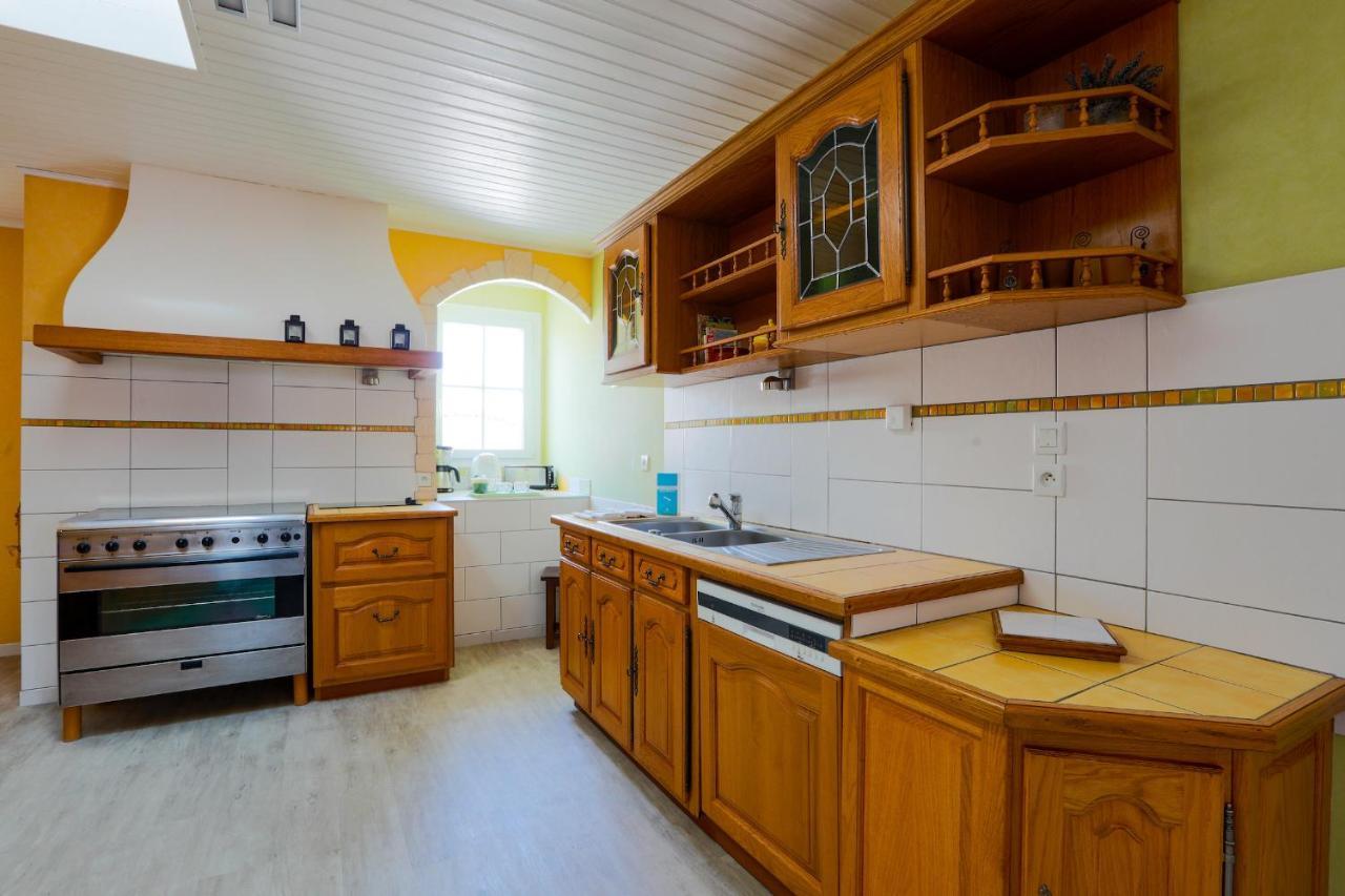 Charmante Maison Pour 10 Personnes Le Bois-Plage-en-Re Exterior photo