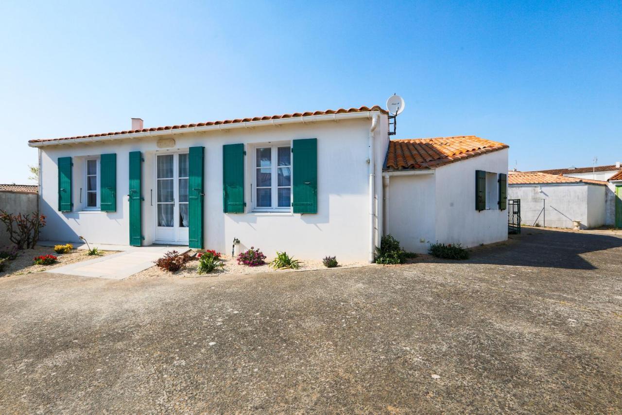 Charmante Maison Pour 10 Personnes Le Bois-Plage-en-Re Exterior photo