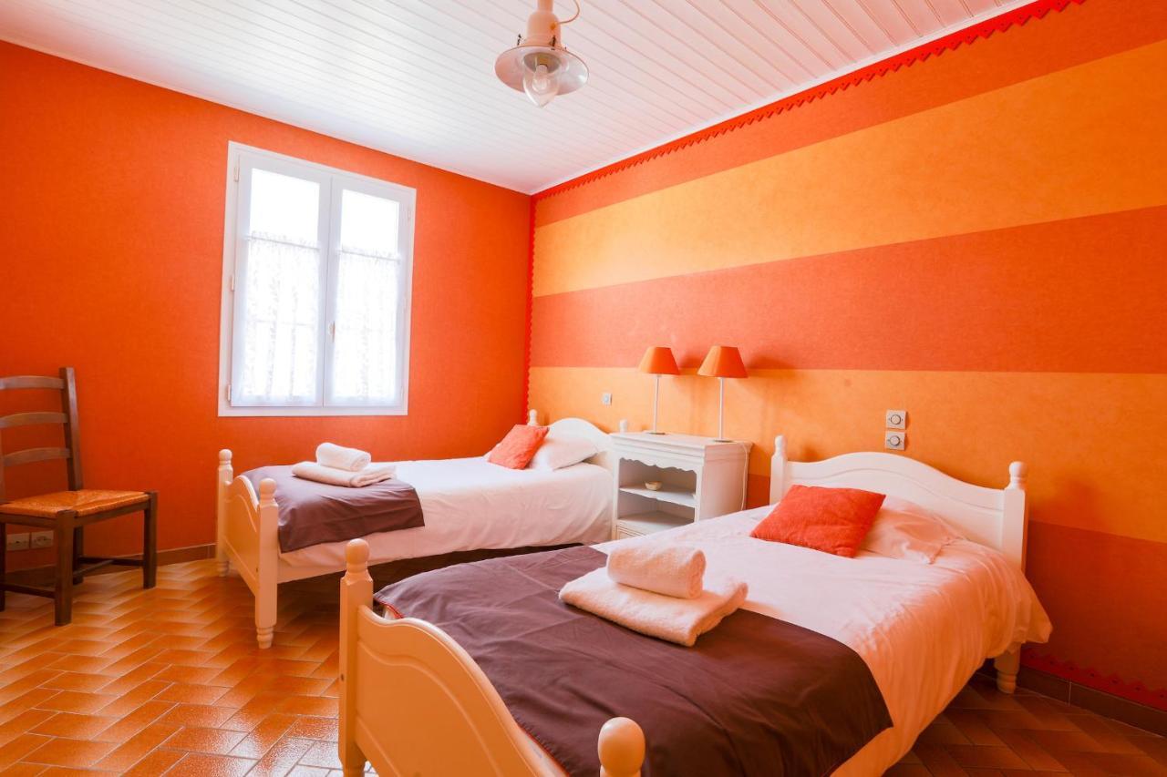 Charmante Maison Pour 10 Personnes Le Bois-Plage-en-Re Exterior photo