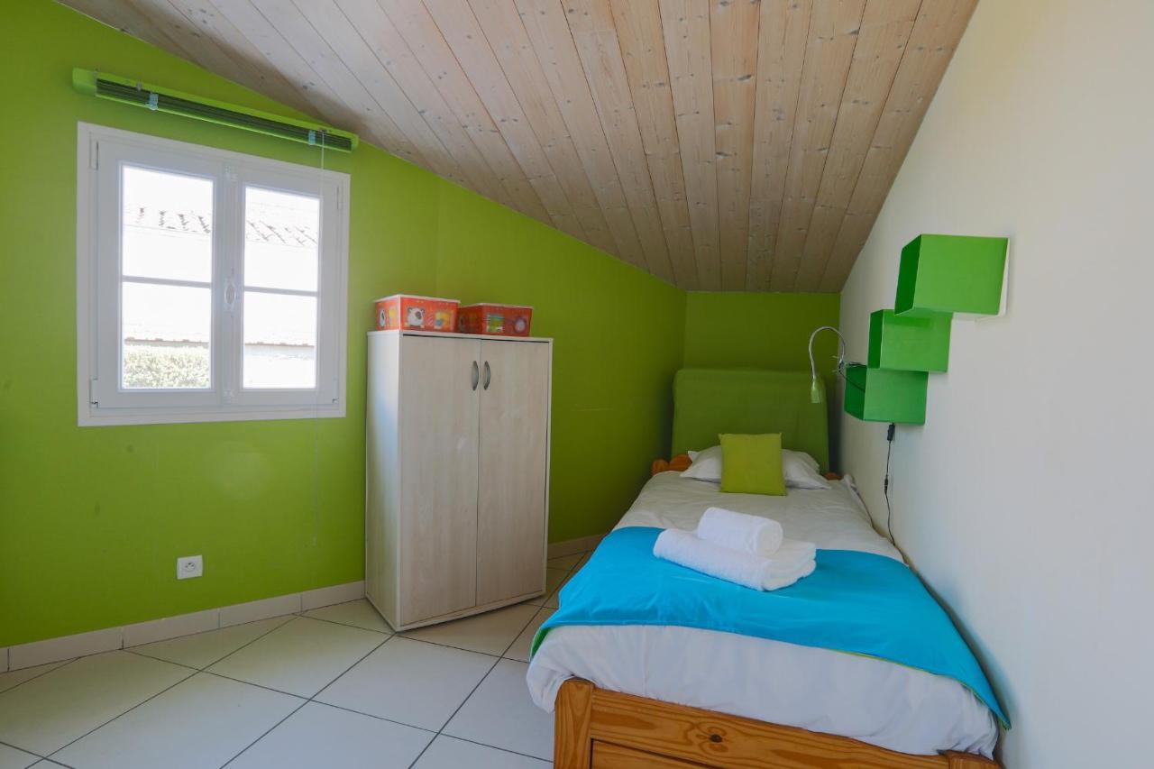 Charmante Maison Pour 10 Personnes Le Bois-Plage-en-Re Exterior photo